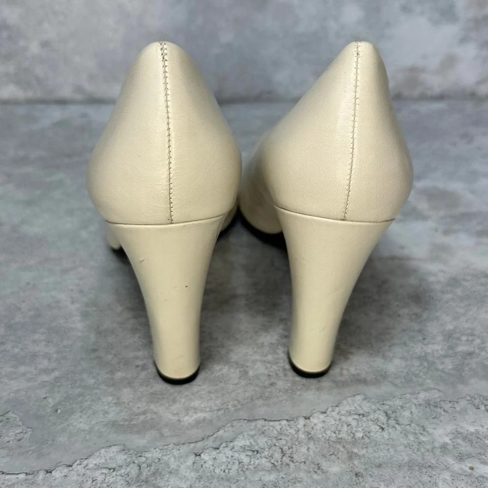 leather high heels‎ with a 3.5